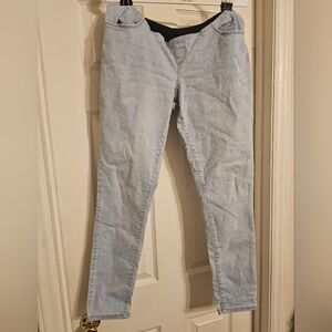 Light Blue Women's Maternity Jeans. Size:8.